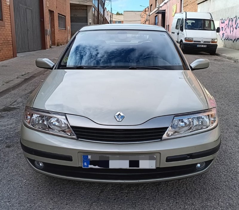 Renault Laguna 1.6 16v Authentique 2001, foto 2