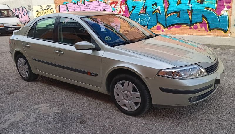 Renault Laguna 1.6 16v Authentique 2001, foto 3