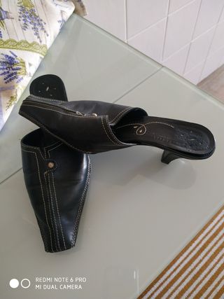 Zuecos de vestir de piel
