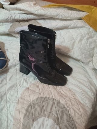 Botines de mujer charol