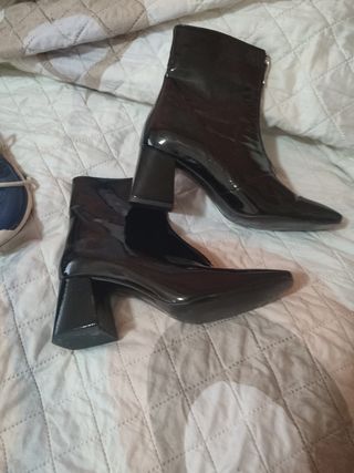 Botines de mujer charol