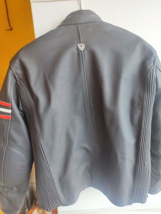Chaqueta moto cuero