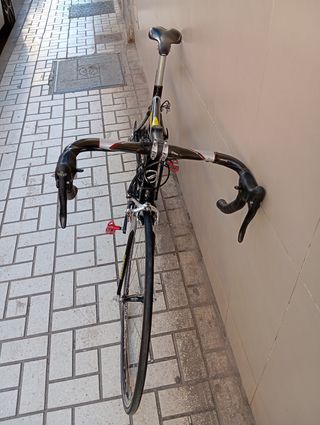 Bicicleta carretera Giant TCR ibrida