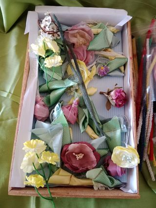 Flores de tela artesanales