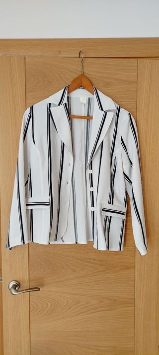 TRAJE MUJER 