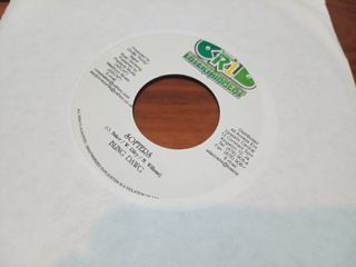 lote 8 singles reggae y dancehall