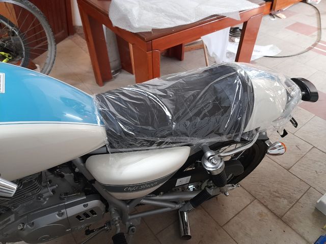 Moto Mash 125 Core Race