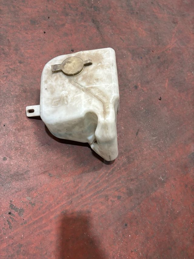 Bote de limpia bmw e36 328i 