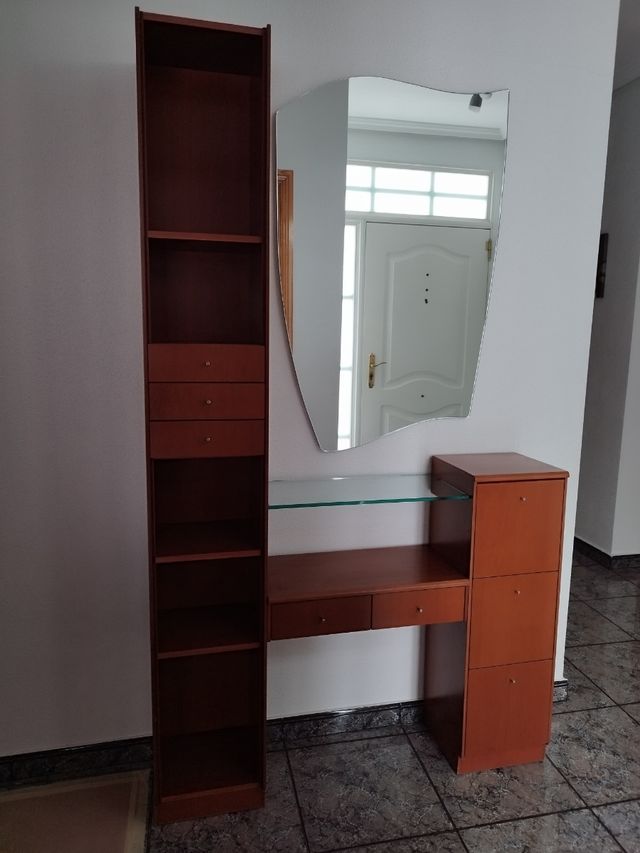 Mueble de entrada + espejo