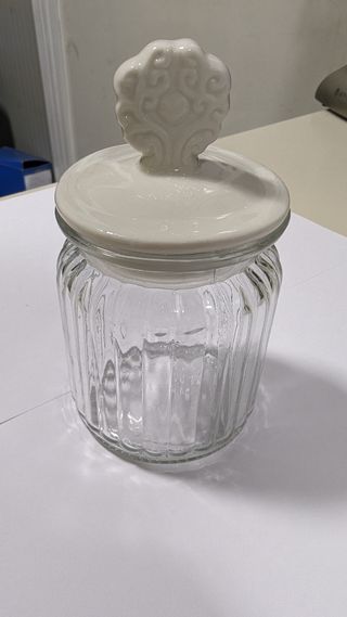 Vasetto con coperchio