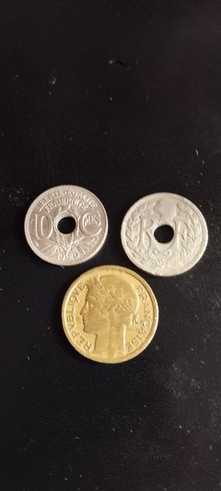 3 Monedas Francesas de los