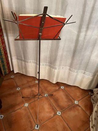 Atril de aluminio ligero