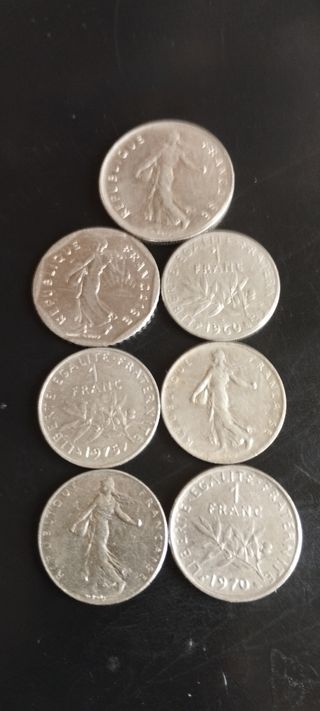 7 Monedas francesas de varia