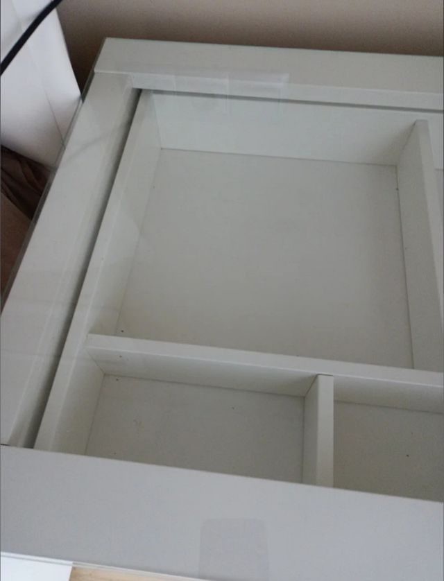 Mesita de noche-cajonera 70*50*62