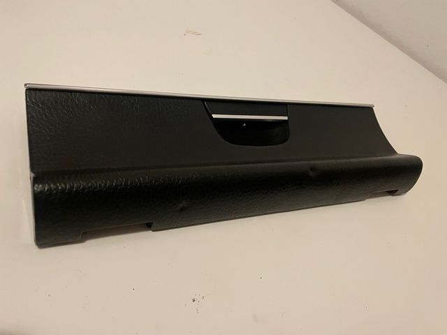 Tapa de guantera mercedes w115