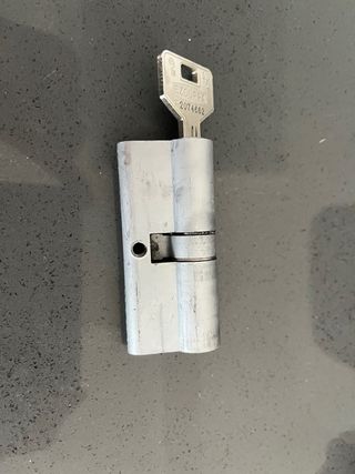 Cerradura puerta