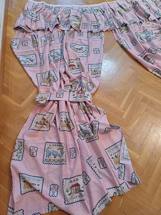 Edredón y cortinas a juego