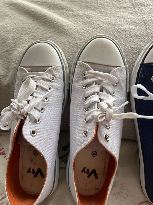 Zapatillas precio de las 2 juntas