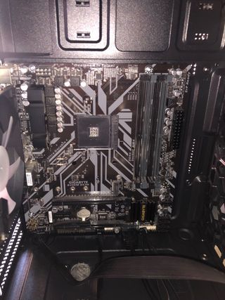 Mars Gaming MC300 Nueva (incluye Placa Base)