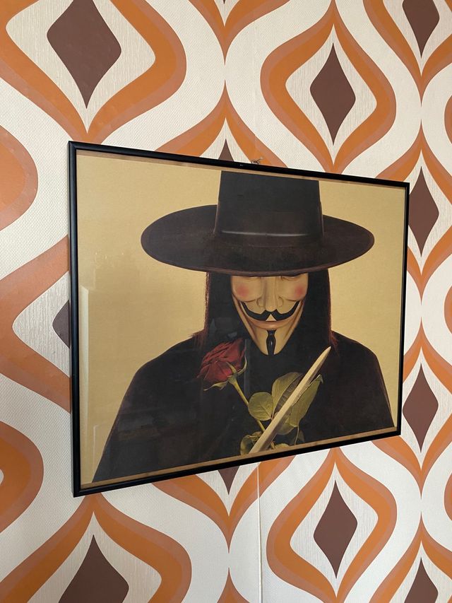 Cuadro con cristal 50x35 cm “V de Vendetta”