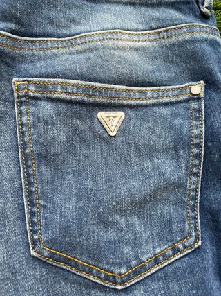Vaqueros Guess