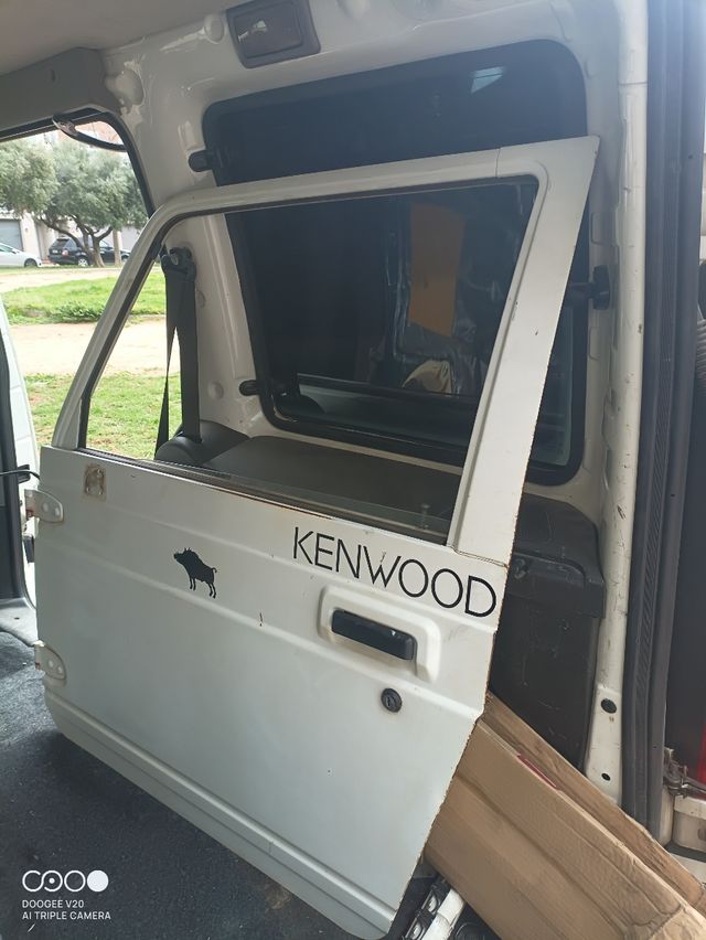 Puerta Suzuki samurái izquierda