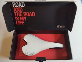 Sillín Fizi:k Aliante Gamma