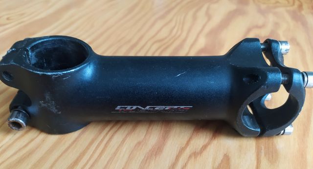 Potencia aluminio Concept 100 mm, 31,8 mm