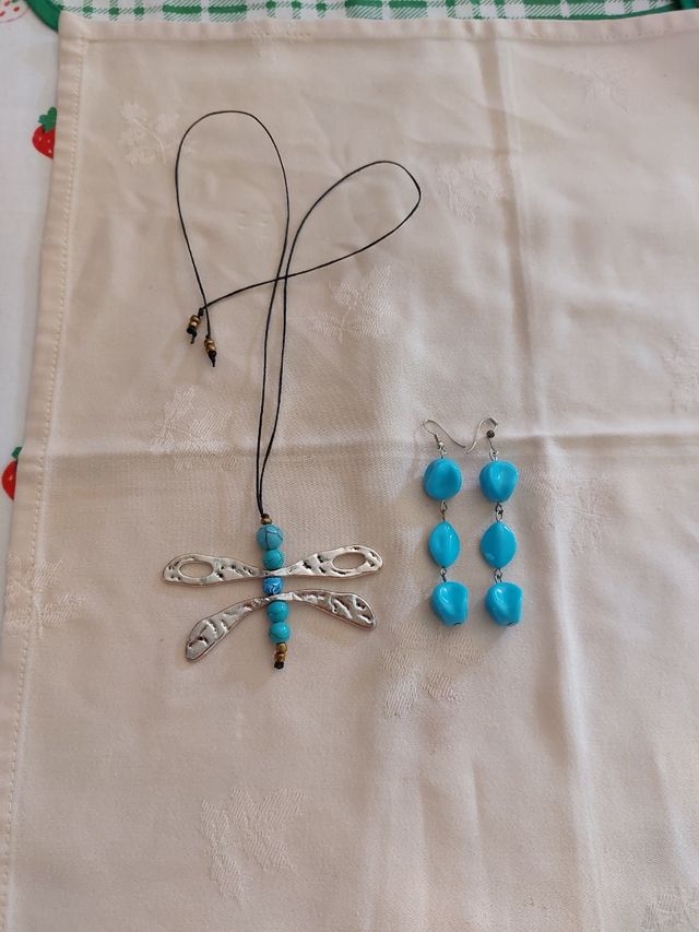 Conjunto colgante y pendientes