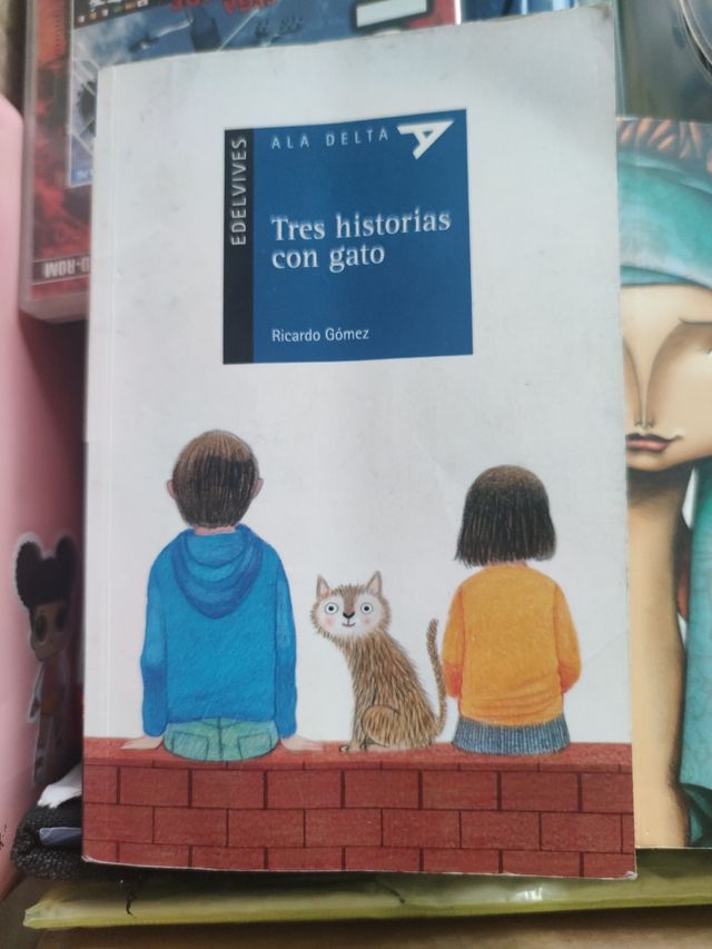 Libro de lectura,tres historias con gato