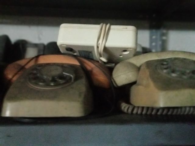 Teléfono antiguo
