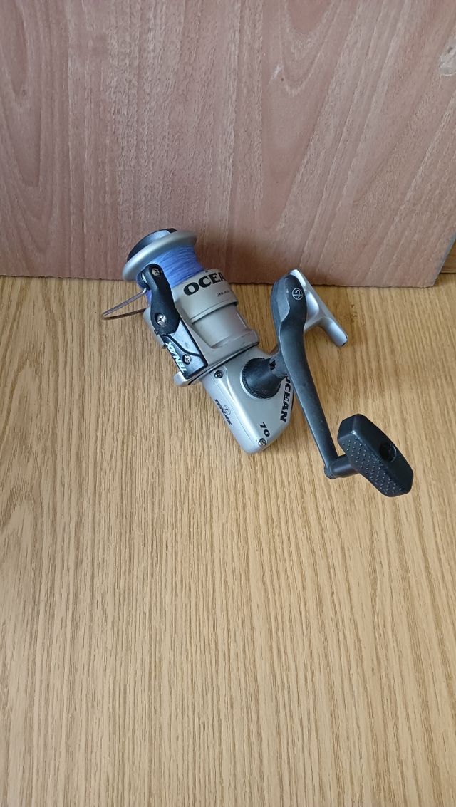 carrete de pesca grande+cosas en mi perfil