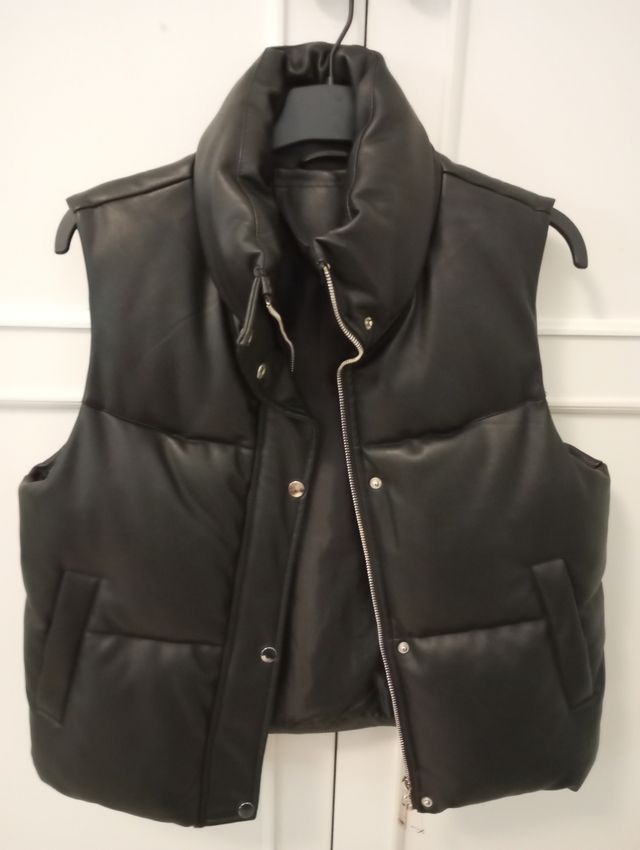 Chaleco negro cuero
