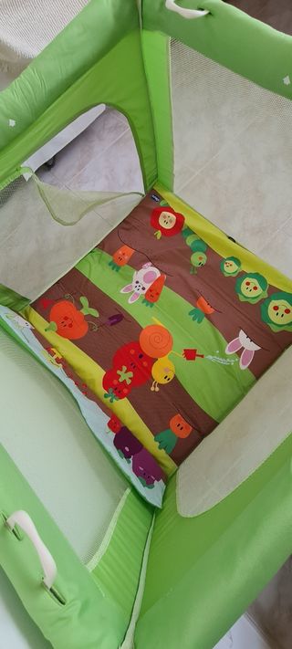 Cuna de viaje/ parque infantil chicco