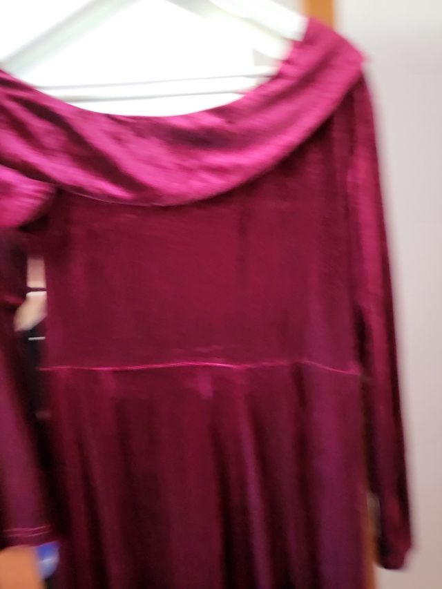 Mono largo terciopelo  ,color granate