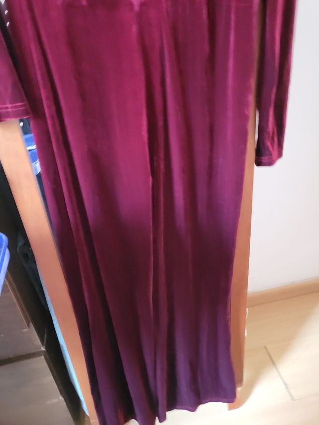 Mono largo terciopelo  ,color granate