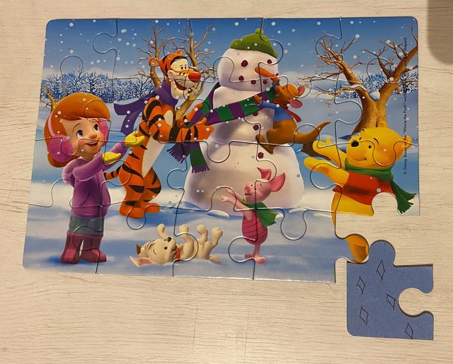 Caja 5 Puzzles Winnie the Pooh Clementoni 20 pieza