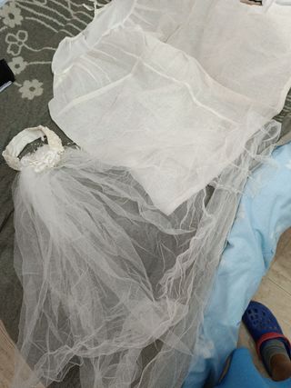 Vestido de novia talla 40/42  color crem