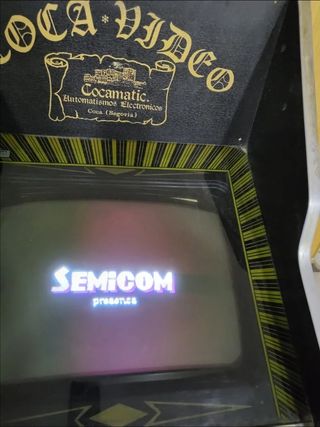 juego recreativa arcade hyper pac man. 