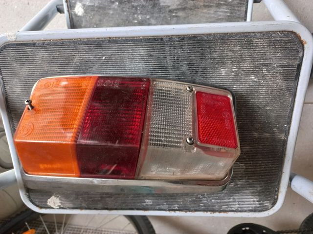 Faro posteriore destro mini minor