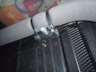 Fija tus pedales thrustmaster a playseat