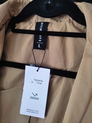 GABARDINA.SIN ESTRENAR