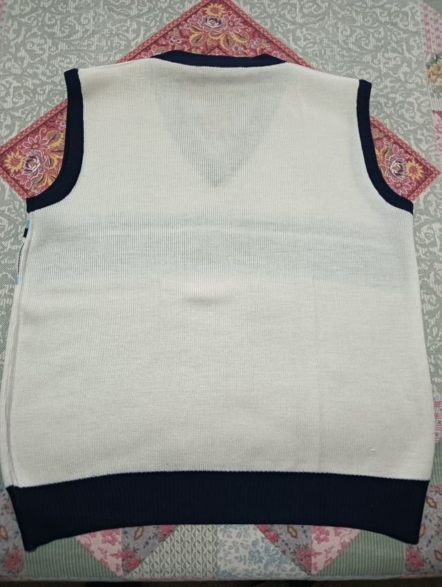 Chaleco de tenis vintage marca Karhu. ÚNICO!