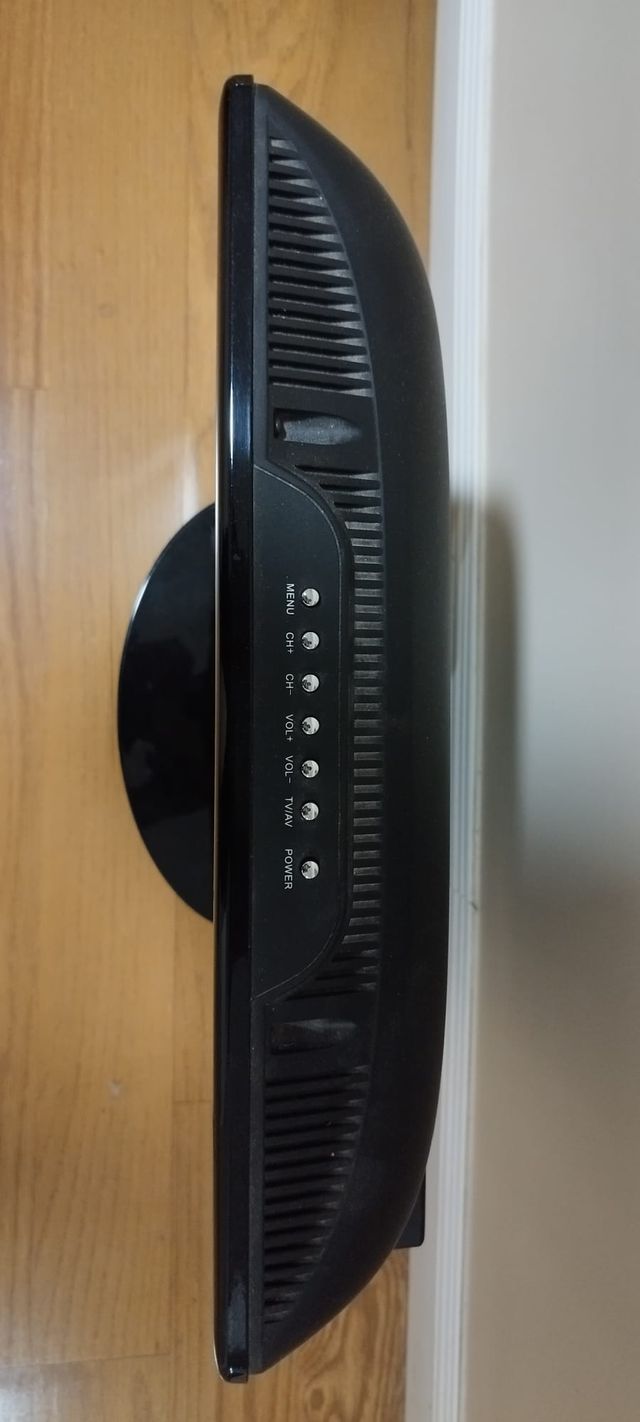 Televisor blusens 19 pulgadas. Modelo h96