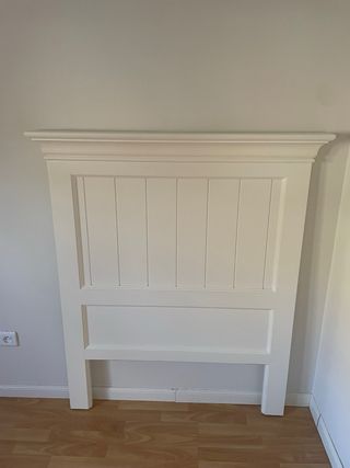 Cabecero blanco