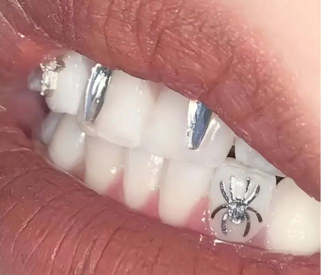 GEMAS DENTALES JOYAS SWAROVSKI 💎✨