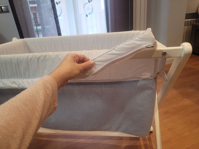 Minicuna UZTURRE con colchón y vestiduras