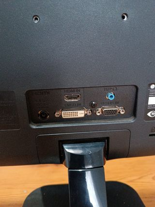 Monitor LG 22''