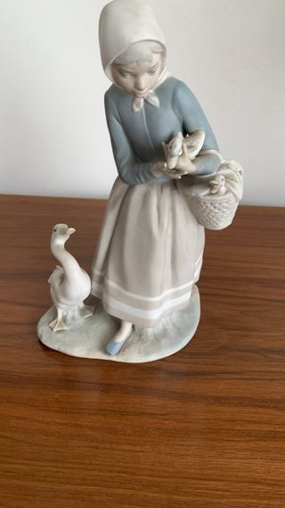 5 preciosas figuras de Lladró en perfecto estado.