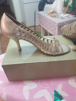 Sandalias señora marca LODI